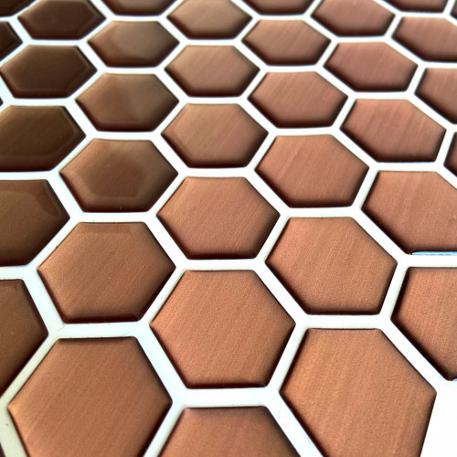 Placa de Pastilha Adesiva Resinada Hexagonal Mini Rose Gold metalizada escovada -  28,5cm x 27cm